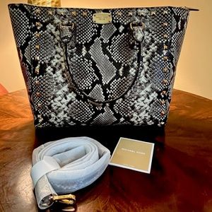 🌞MICHAEL KORS Sandrine Stud Leather Tote Handbag in Natural Snakeskin
